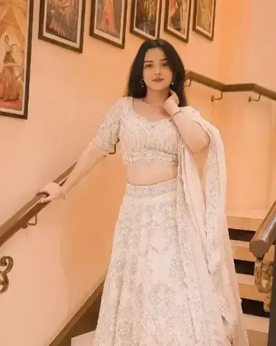 Escort Kumher